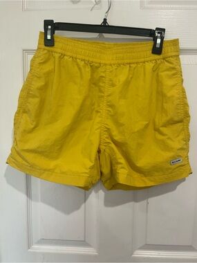 Helly Hansen Men’s Swim Trunks Yellow Mesh Lining Quick Dry Sz Medium 4”